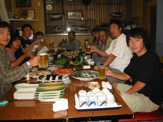 カンパーイ! カンパーイ!
