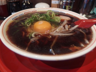 新福菜館のラーメン